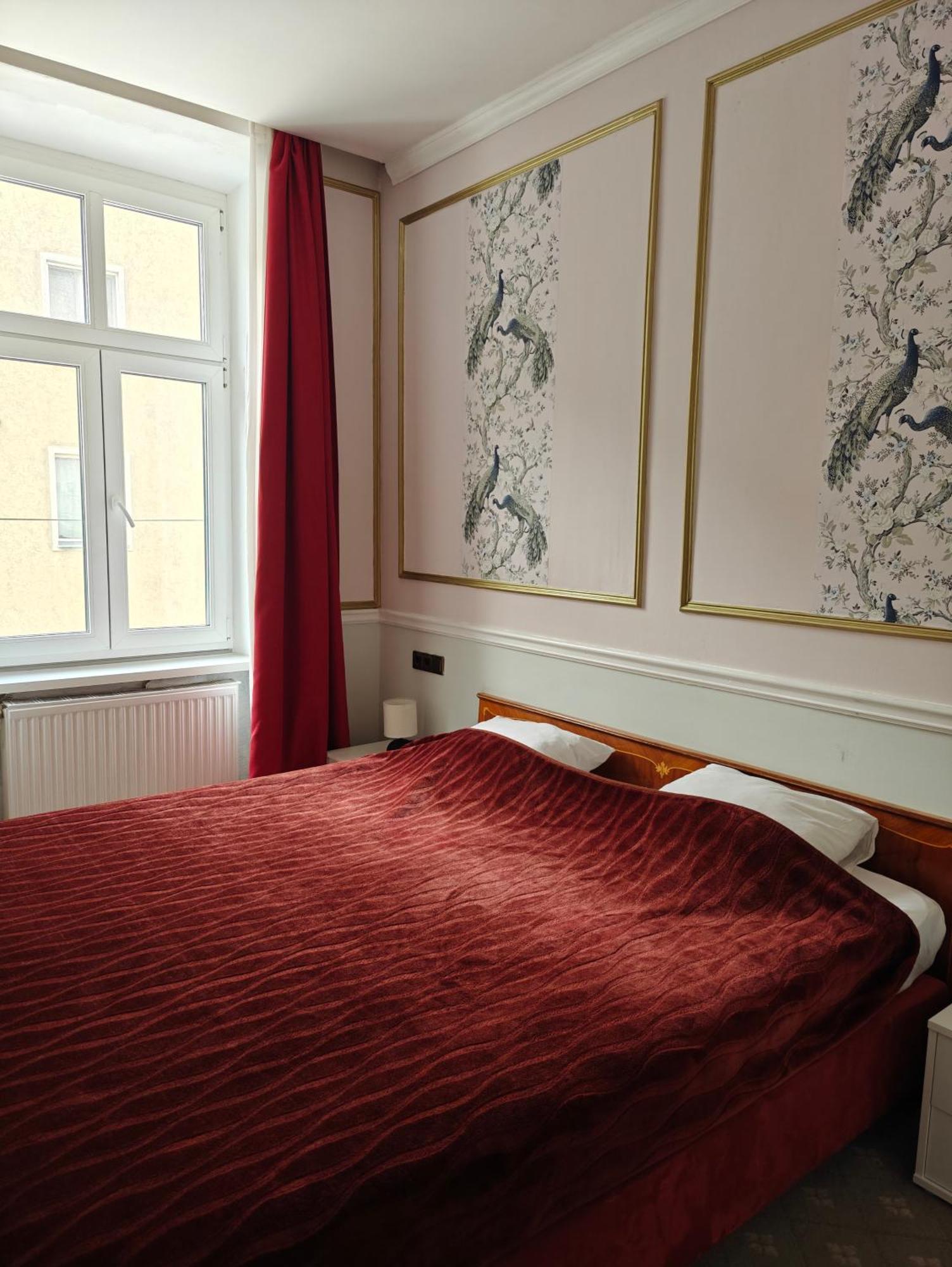 Hotel Viktoria Vienna Viena Exterior foto
