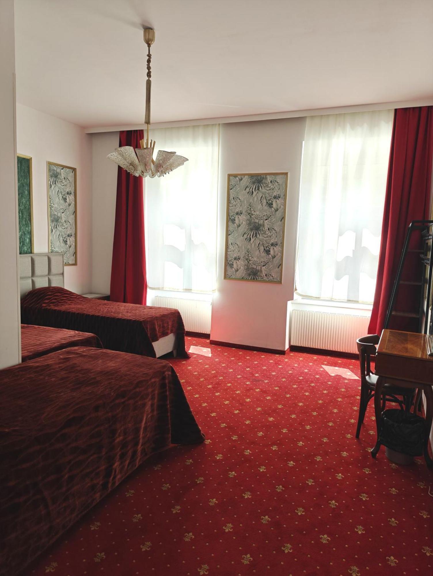 Hotel Viktoria Vienna Viena Exterior foto