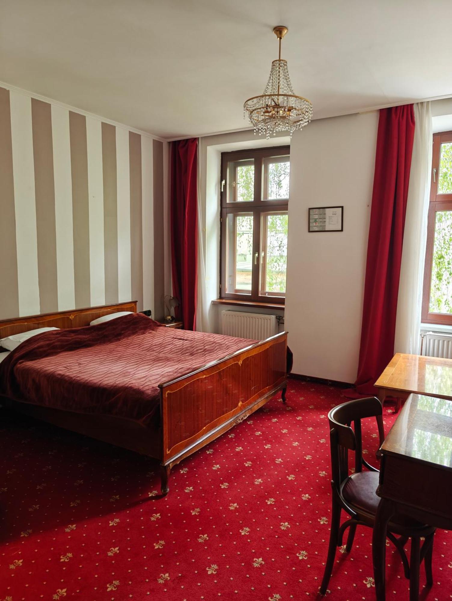 Hotel Viktoria Vienna Viena Exterior foto