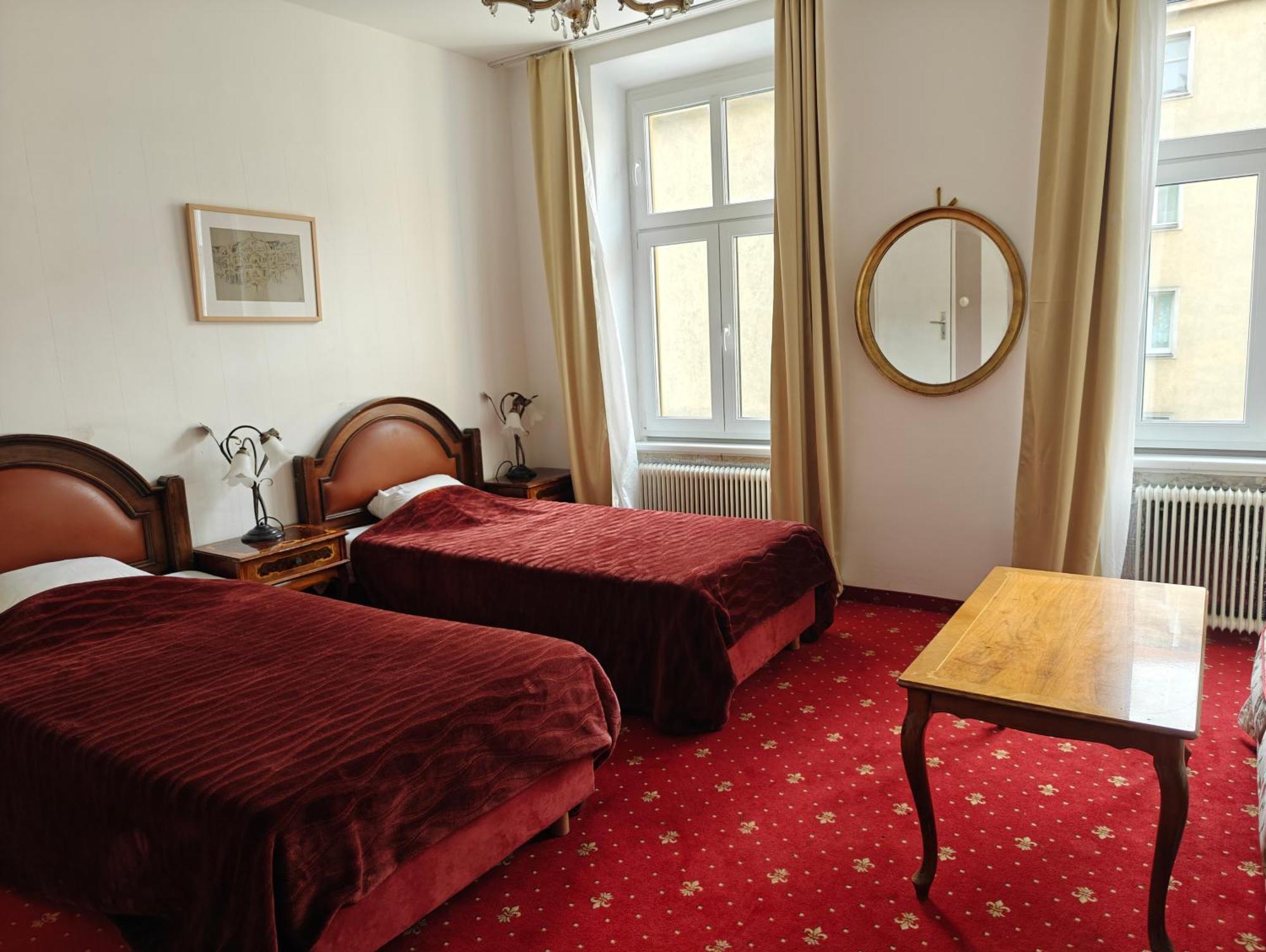 Hotel Viktoria Vienna Viena Exterior foto